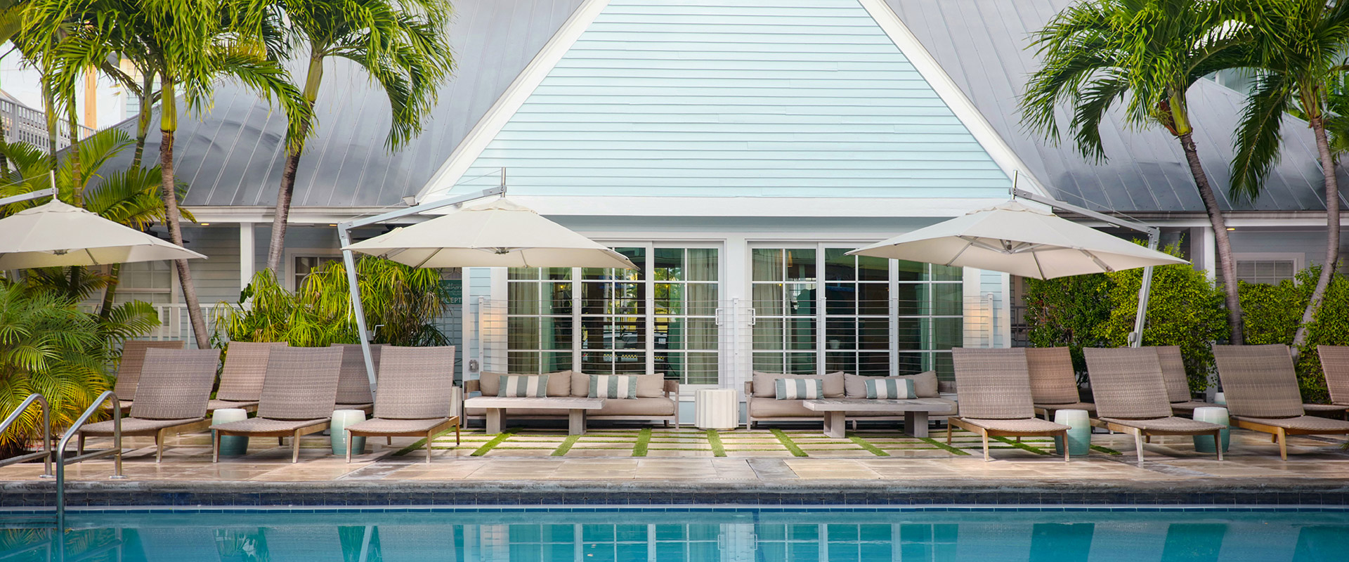 Pool Bar Front