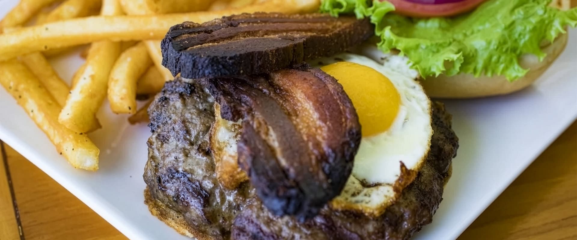 Burger with bacon
